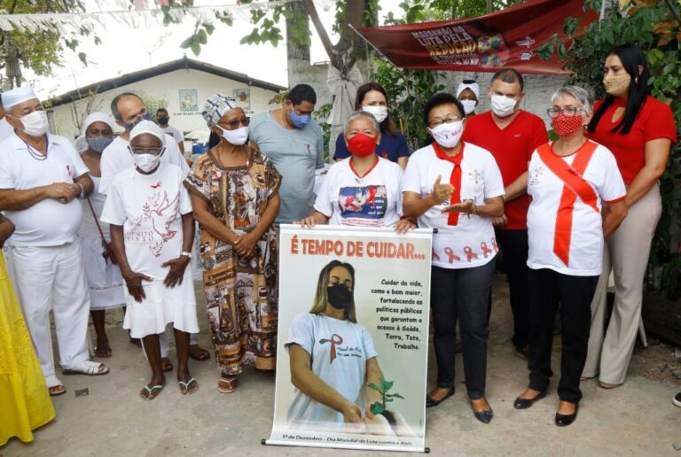 Fotos: Governo lança programação do Dezembro Vermelho e alerta para os cuidados com a transmissão vertical do HIV