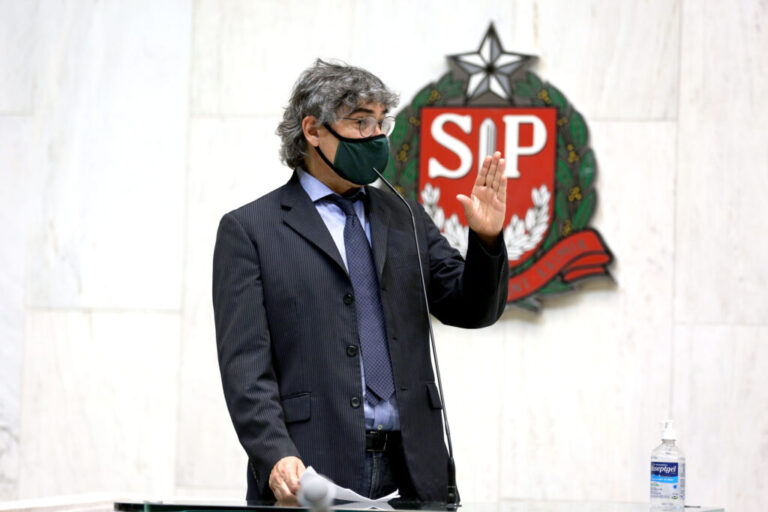 Carlos Giannazi exige que a Seduc-SP garanta a segurança de escola estadual no Capão Redondo