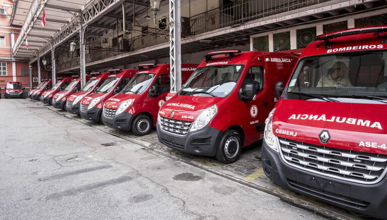 Corpo de Bombeiros RJ entrega 58 ambulâncias adquiridas com recursos da Taxa de Incêndio