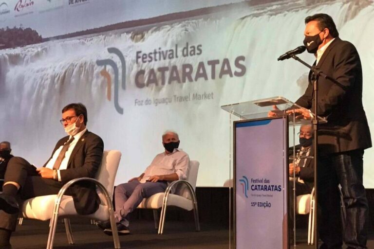 Turismo de natureza é o foco  para a retomada do  setor no Paraná