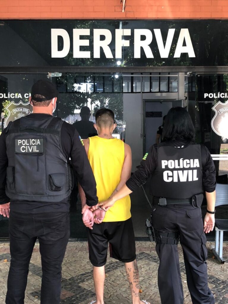 Polícia Civil prende três suspeitos de envolvimento em roubos de veículos