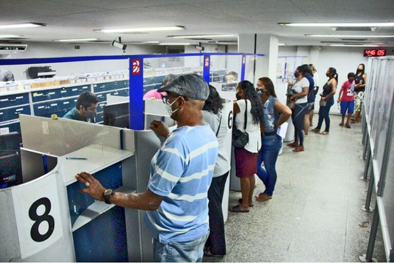 Aniversariantes do mês de maio começam a receber o benefício Renda Pará