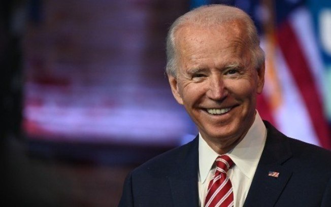 Vacina será gratuita para todos nos Estados Unidos, garante Biden