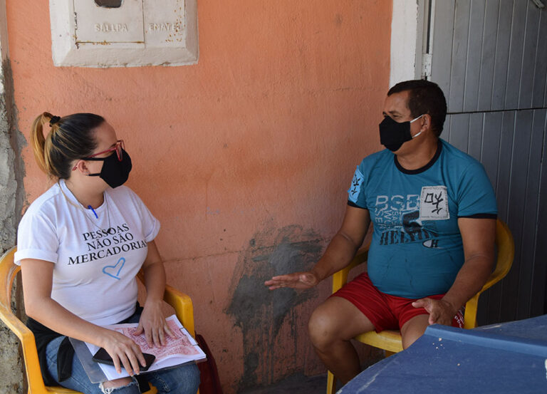 Agrovila Águas de Acauã: Governo inscreve moradores de comunidade em Natuba