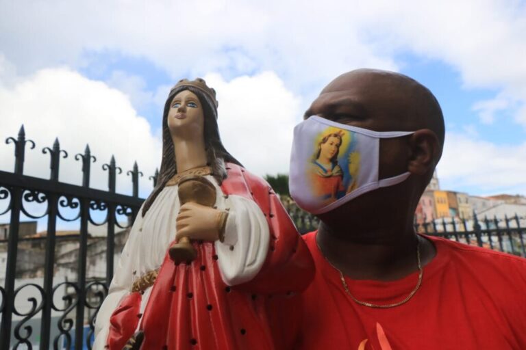 Santa Bárbara é festejada na Bahia com protocolos de biossegurança