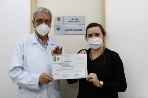 FCecon renova licença sanitária para o serviço de Radioterapia