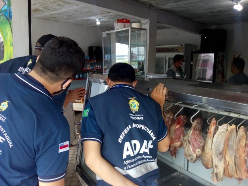 Adaf, Devisa e Decom fazem ação de combate ao comércio ilegal de carne