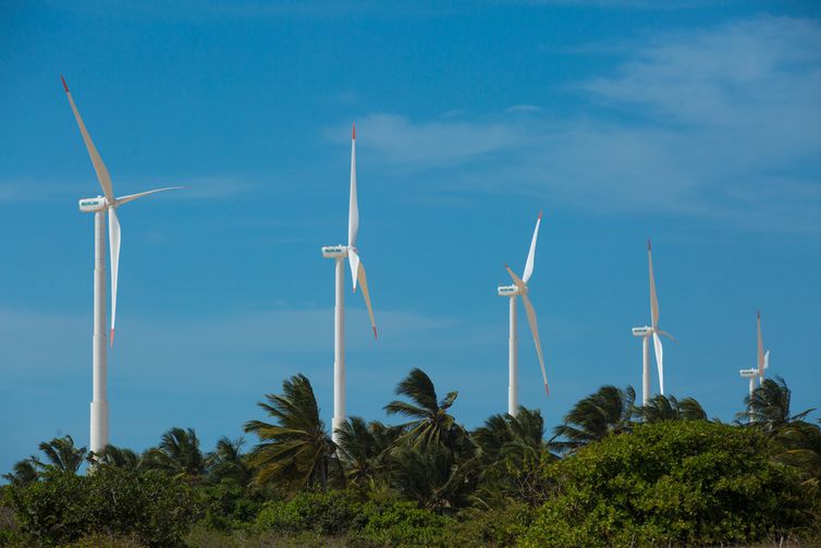 Governo publica cronograma de leilões para compra de energia elétrica