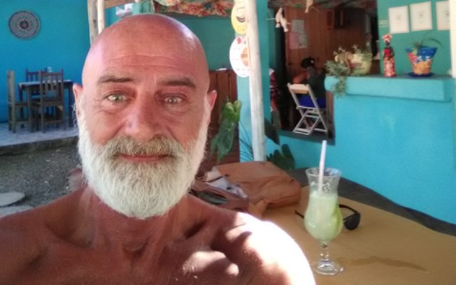Italiano de 64 anos é achado morto no quintal de casa no Espírito Santo