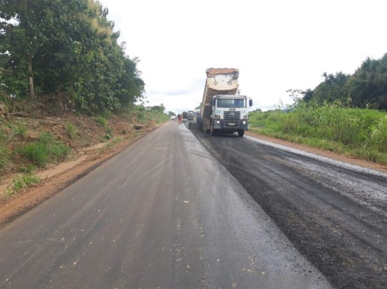 Rodovia 470 é recuperada pelo DER; trabalhos vão garantir melhor trafegabilidade na região do Vale do Paraíso