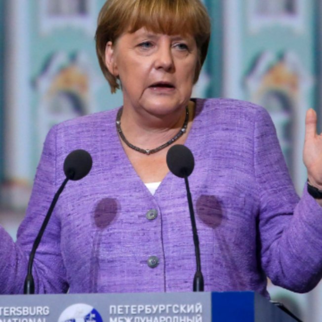 Merkel exige restrições mais duras enquanto Alemanha tem recorde de mortes