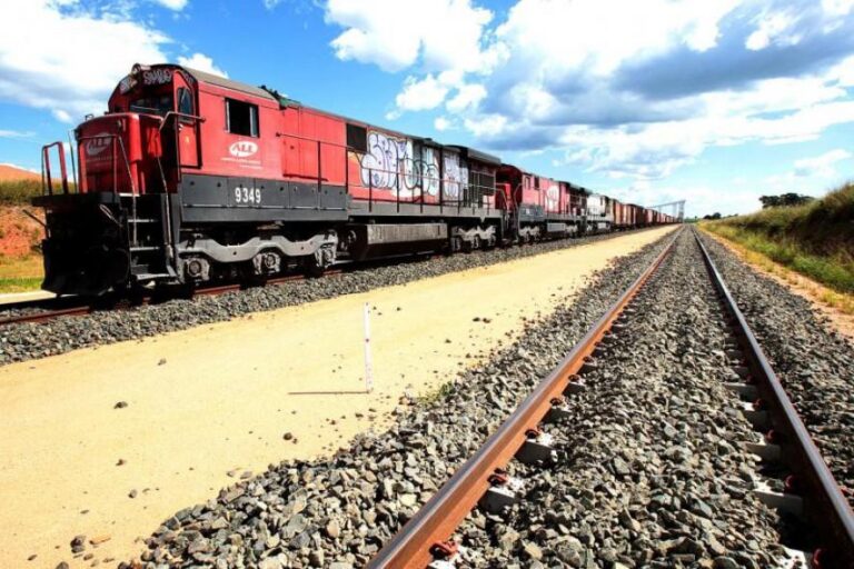 Governo assina contrato para pavimentação do novo acesso ao Terminal Ferroviário de Itiquira