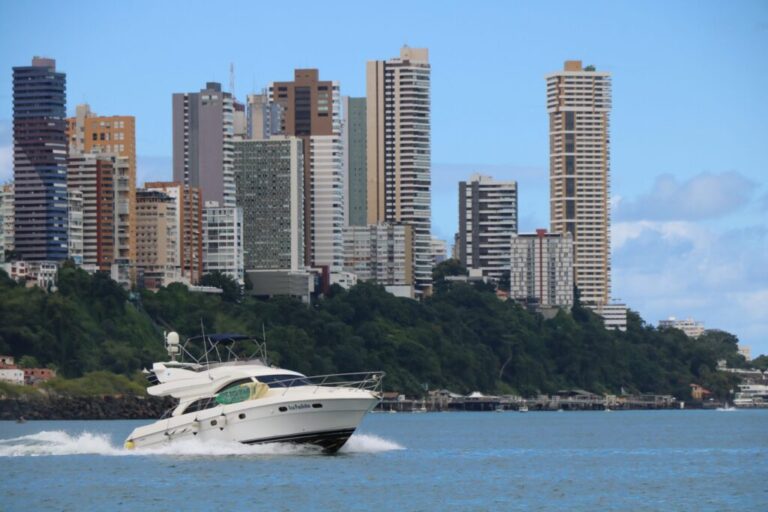 Bahia prorroga incentivo fiscal para aquisição de embarcações turísticas