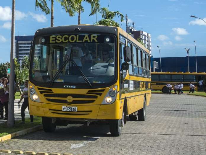 Isenção de IPVA para transportes escolares em 2021 é aprovada na Assembleia