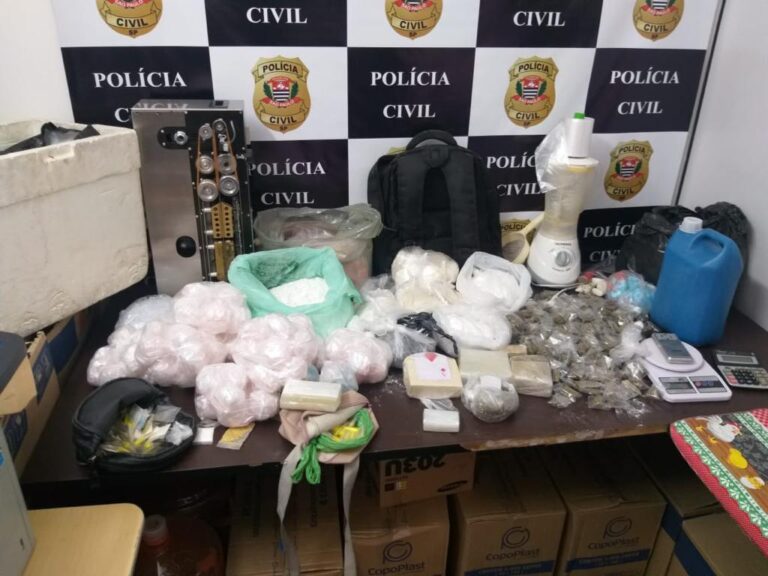 Operação da Polícia Civil prende 8 pessoas e apreende grande quantidade de drogas