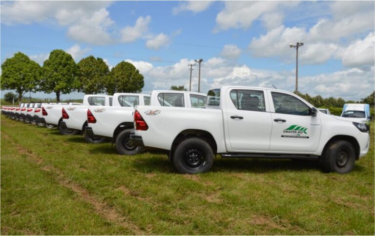 Agricultura familiar é atendida com aquisição de veículos e equipamentos em Rondônia