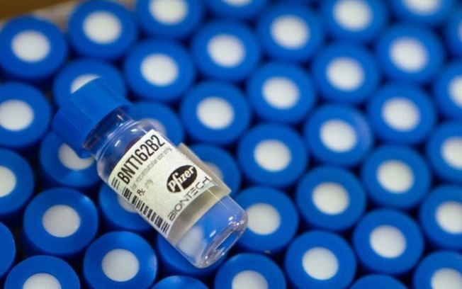 Comitê dos EUA recomenda aprovação de vacina da Pfizer contra covid-19