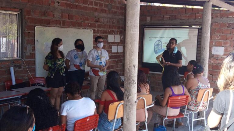 Setur ministra curso de qualificação profissional em comunidades de Santo Amaro