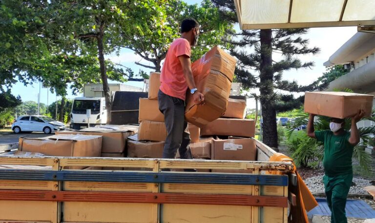 Governo da Bahia envia 692 mil máscaras para a capital e interior