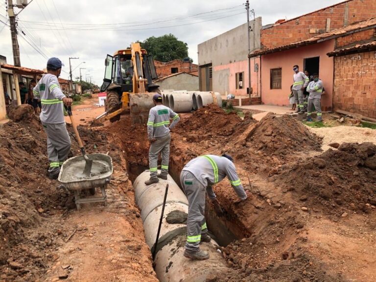 Obras de drenagem e asfalto melhoram ruas e avenidas em Imperatriz