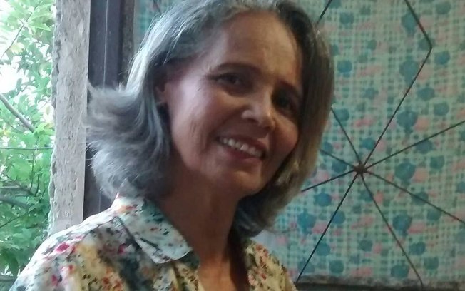 Mulher morre ao ser atingida por bala perdida dentro de casa, no Rio de Janeiro