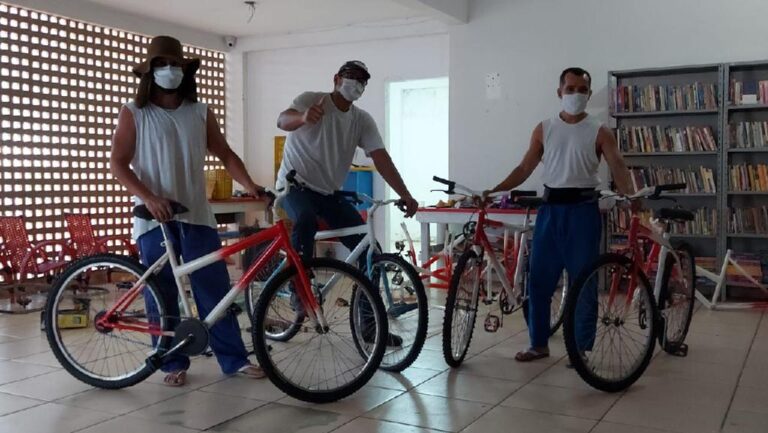Reeducandos do CCC reformam bicicletas que serão doadas a crianças carentes