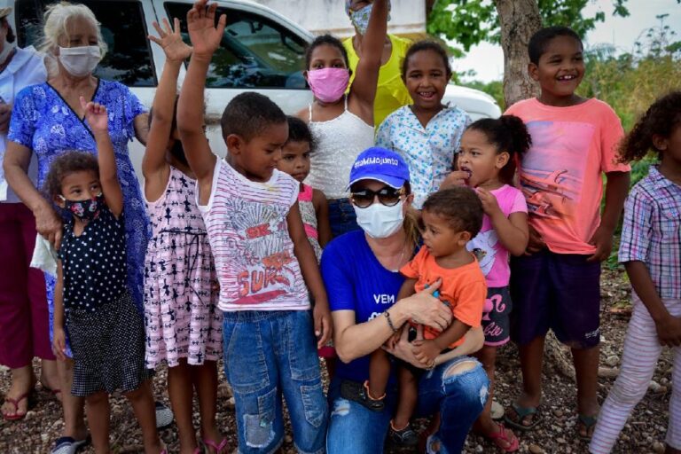 Primeira-dama inicia programa de distribuição de renda em 23 municípios de Mato Grosso