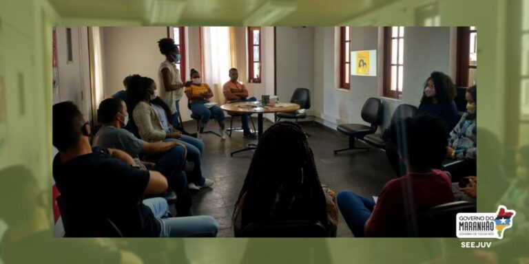 Servidores da Secretaria de Juventude realizam roda de conversa sobre racismo institucional