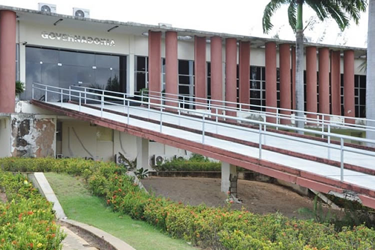 Governo do RN entrega reforma do Hospital Rafael Fernandes