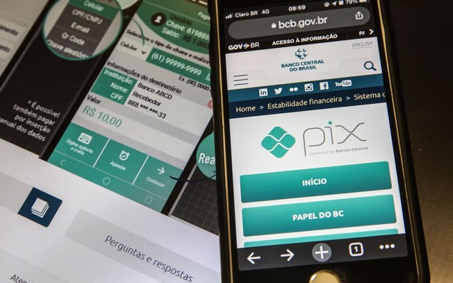 Banco Central adia início de cobranças no Pix para datas futuras