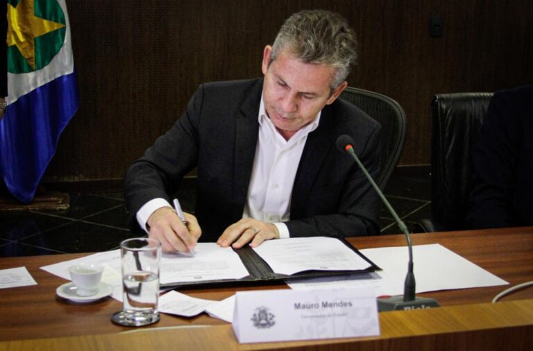 Governador sanciona lei que visa reduzir reincidência criminal em Mato Grosso