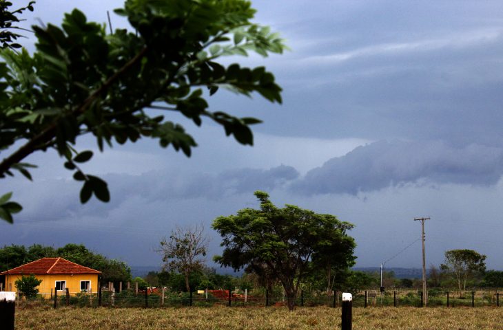 Ciclone no Sul do País e instabilidade no Paraguai causam ventos fortes em MS