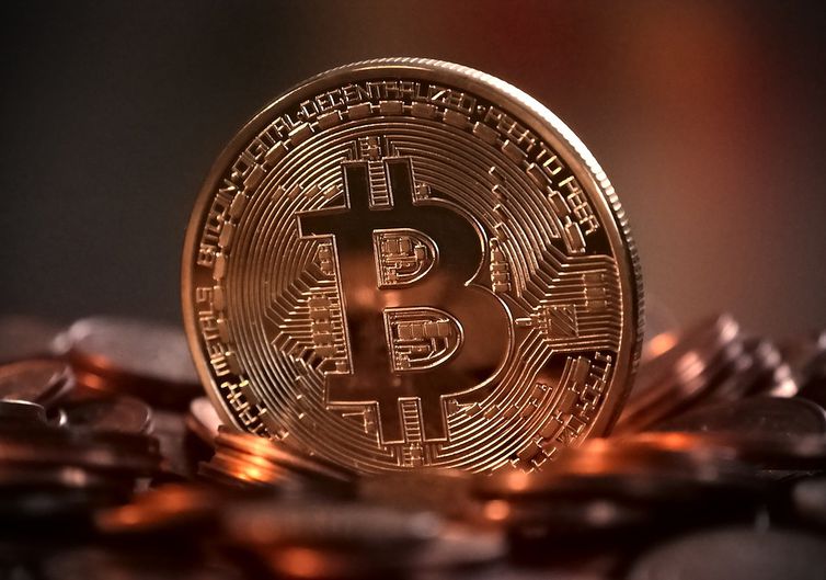 Bitcoin supera US$ 20 mil pela primeira vez na história