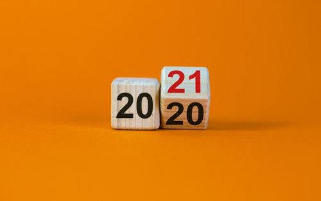 O que a Astrologia diz? Retrospectiva 2020 e Previsões para 2021!