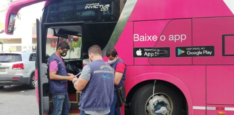 Sefaz realiza combate à sonegação fiscal em fretamento de ônibus por aplicativo