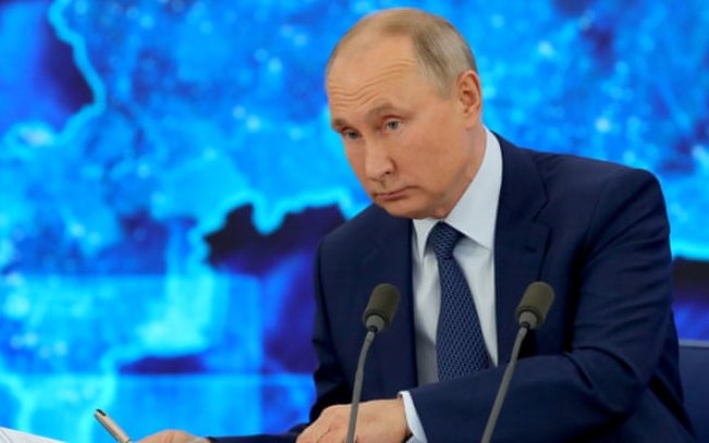 Putin rejeita as acusações de envenenamento de opositor: “falsas”