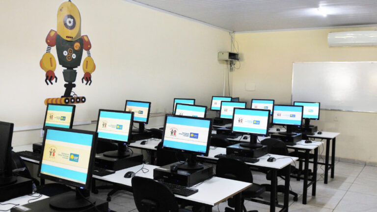 Mais acesso à internet na Estrutural