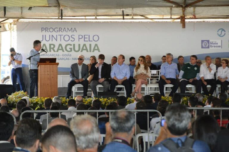 Governador participa de lançamento de Centro de Desenvolvimento Florestal e de programa federal Águas Brasileiras em Goiás