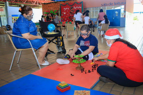 Seas e Sejusc promovem Natal da inclusão no Centro da Família Magdalena Arce Daou