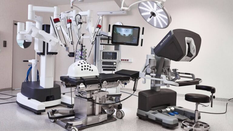 Hospital da BM em Porto Alegre adquire plataforma robótica de cirurgia