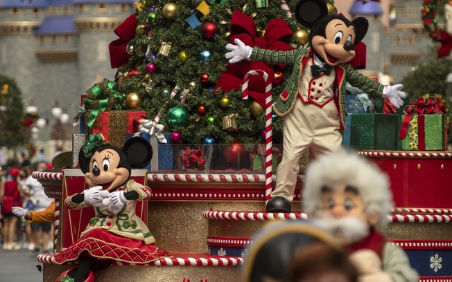 Natal na Disney: veja como será a programação dos parques este ano