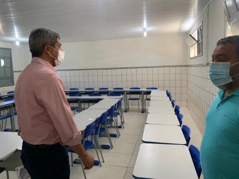 Secretaria da Educação do Estado vistoria colégios em Aracatu, Irecê e Seabra