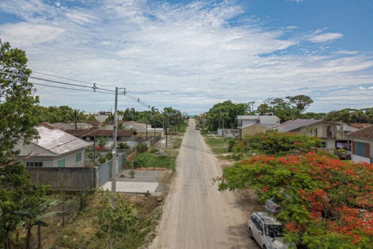 Copel investe R$ 1,2 milhão em melhorias na rede elétrica do Litoral