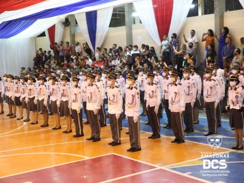 Polícia Militar realiza formatura dos alunos do 3º ano do ensino médio