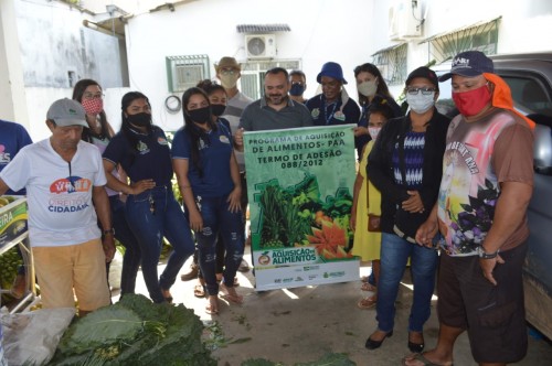 Em Coari, Idam entrega mais de cinco toneladas de produtos agrícolas pelo PAA