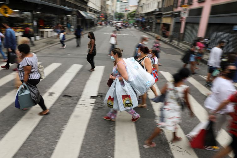 Vendas do comércio no Rio variam do otimismo ao pessimismo