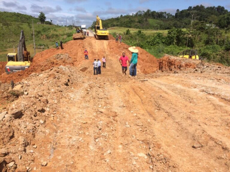 BR-364 tem tráfego liberado para veículos pequenos após construção de acesso