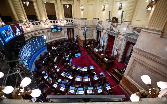Argentina: Senado vota projeto sobre legalização do aborto nesta terça-feira