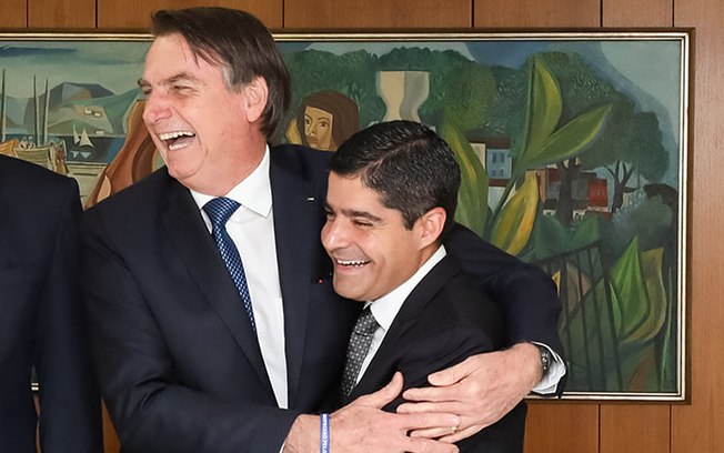 “Não há hipótese” de assumir cargo no governo Bolsonaro, diz ACM Neto