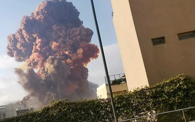 Beirute: explosão foi provocada por 500 toneladas de nitrato de amônio, diz FBI